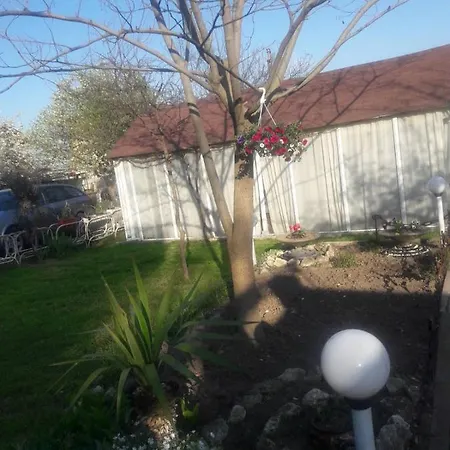 Guest house Vila Kapri *
